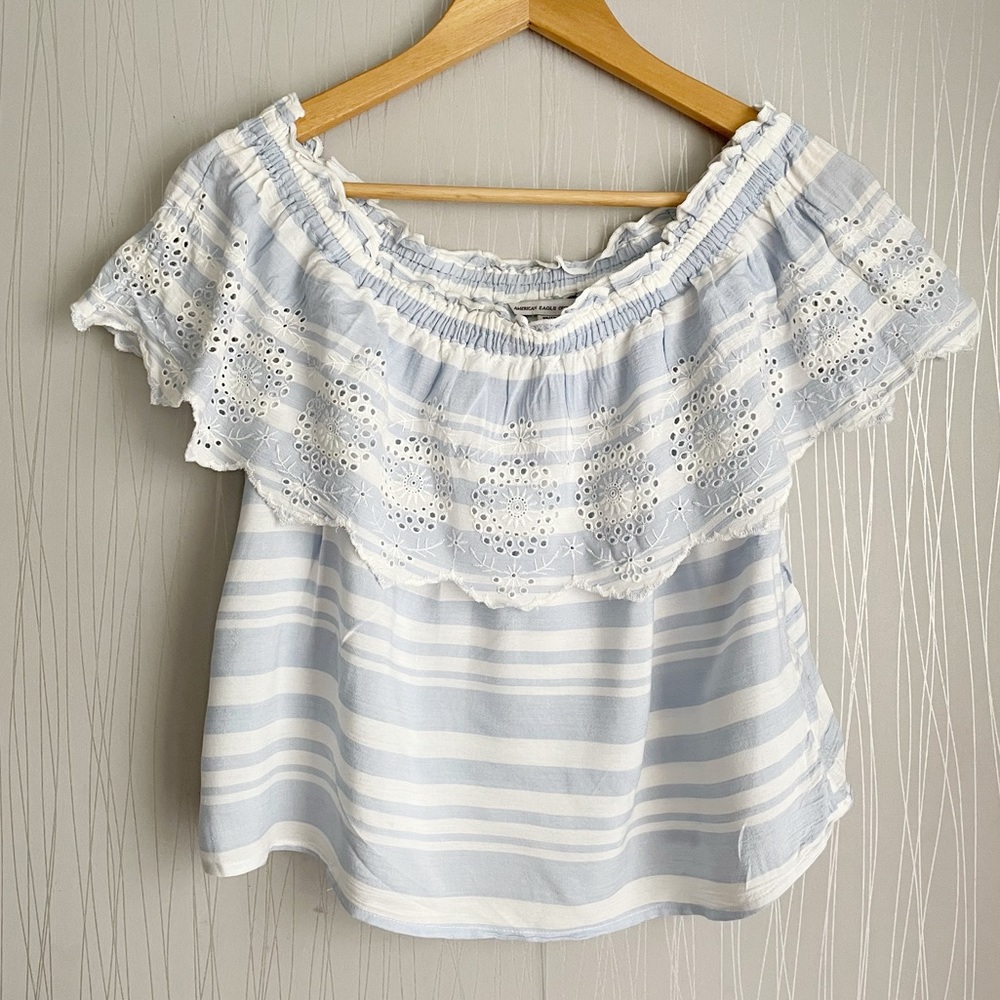 AE American Eagle Off Shoulder Eyelet Top Womens XS Blue White Striped Boho - Picture 3 of 9